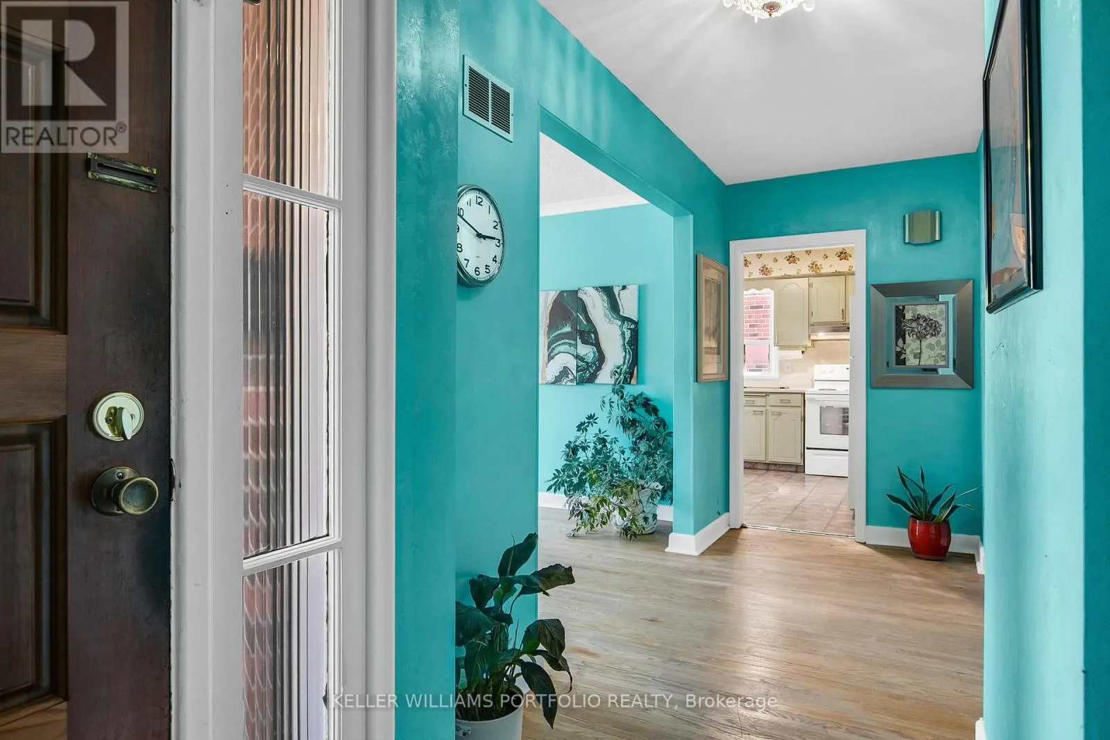 106 BOTFIELD AVENUE