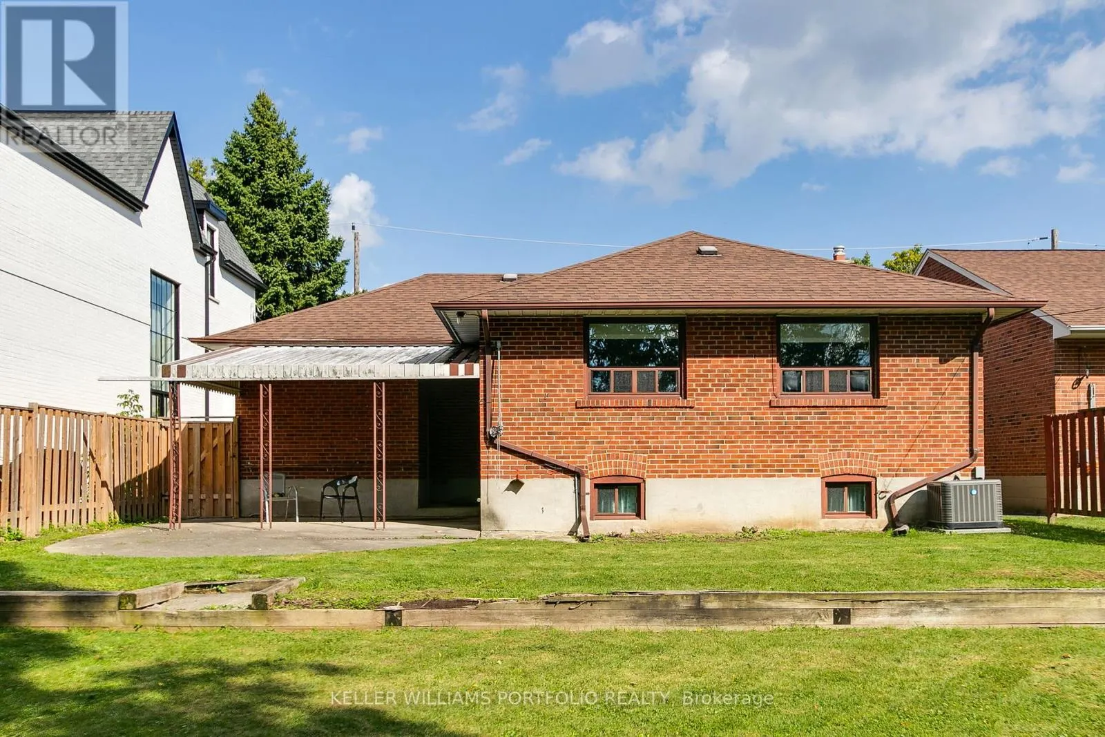 106 BOTFIELD AVENUE