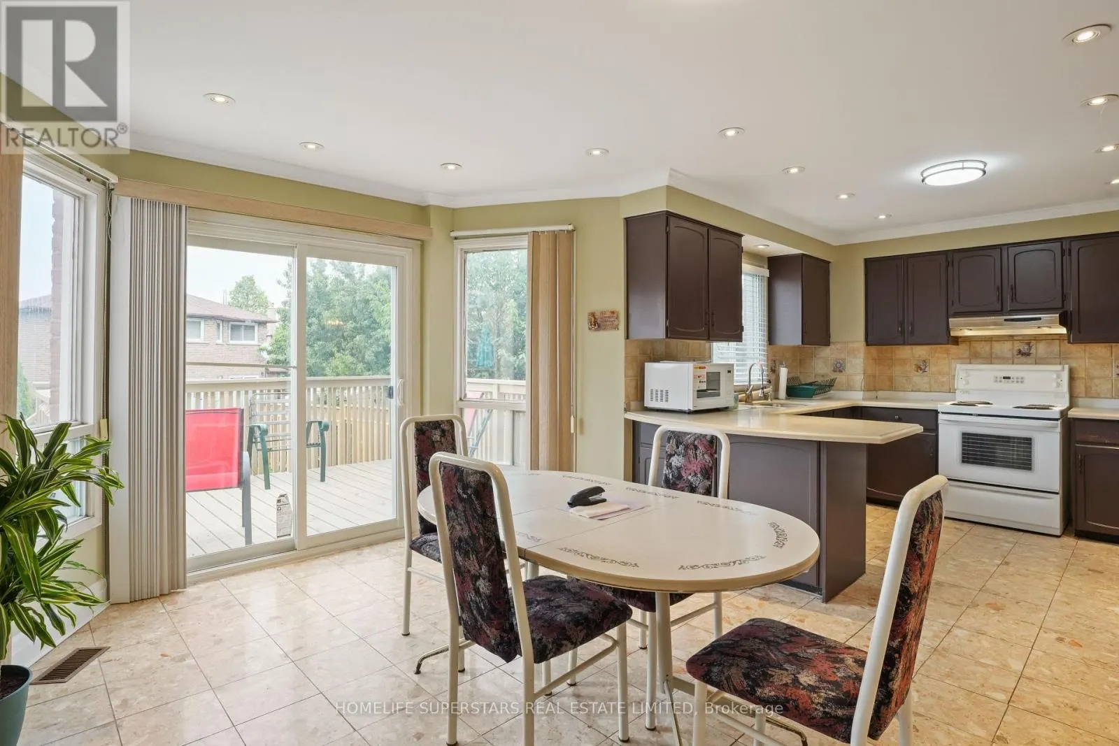 4551 GUILDWOOD (UPPER LEVEL) WAY