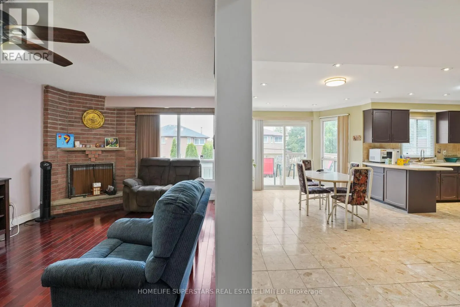 4551 GUILDWOOD (UPPER LEVEL) WAY