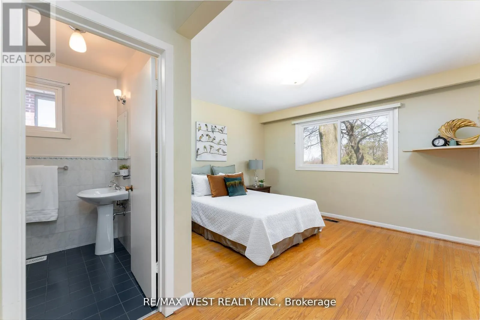 28 BRAYWIN DRIVE
