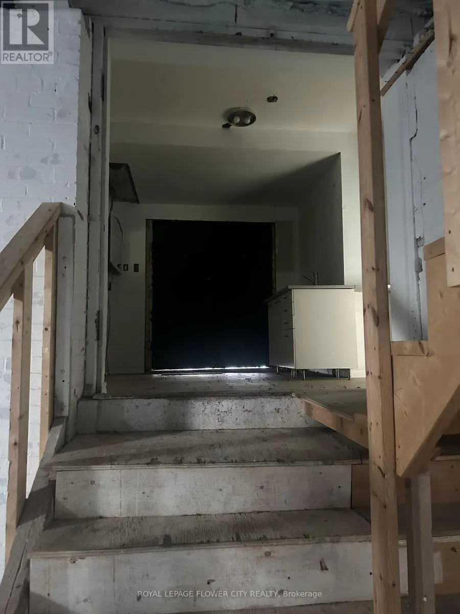 1188 WESTON ROAD