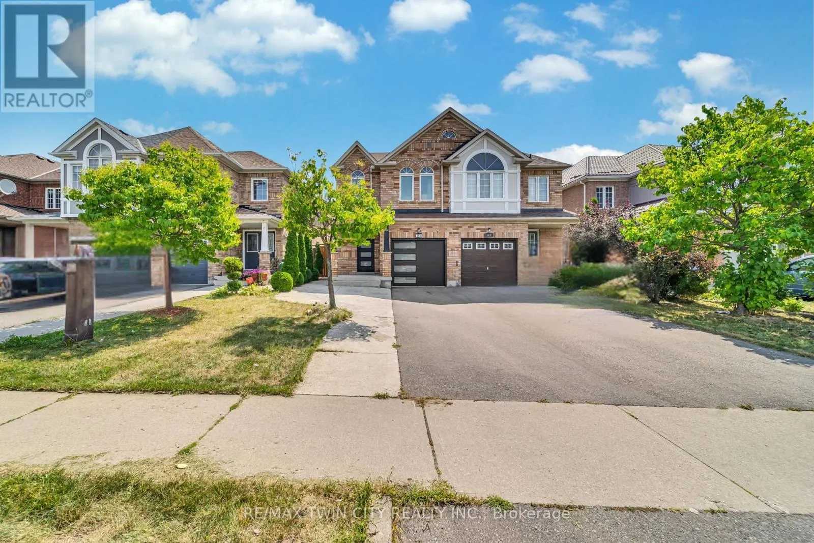562 ORANGE WALK CRESCENT