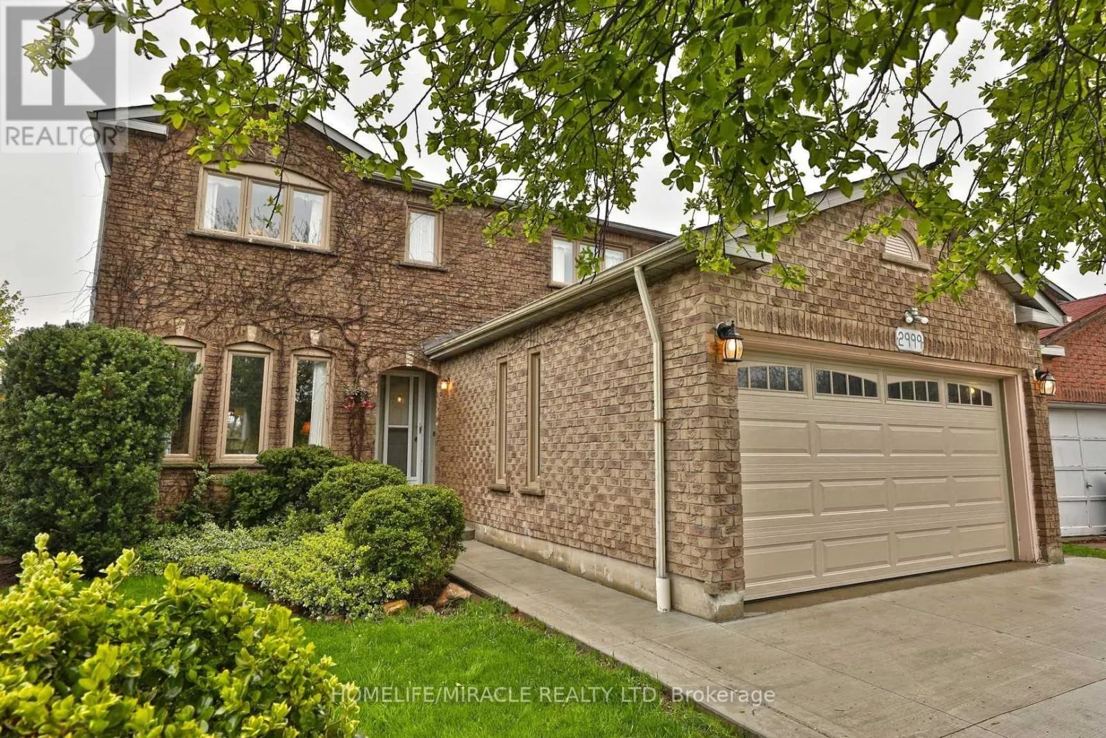 2999 VALCOURT CRESCENT