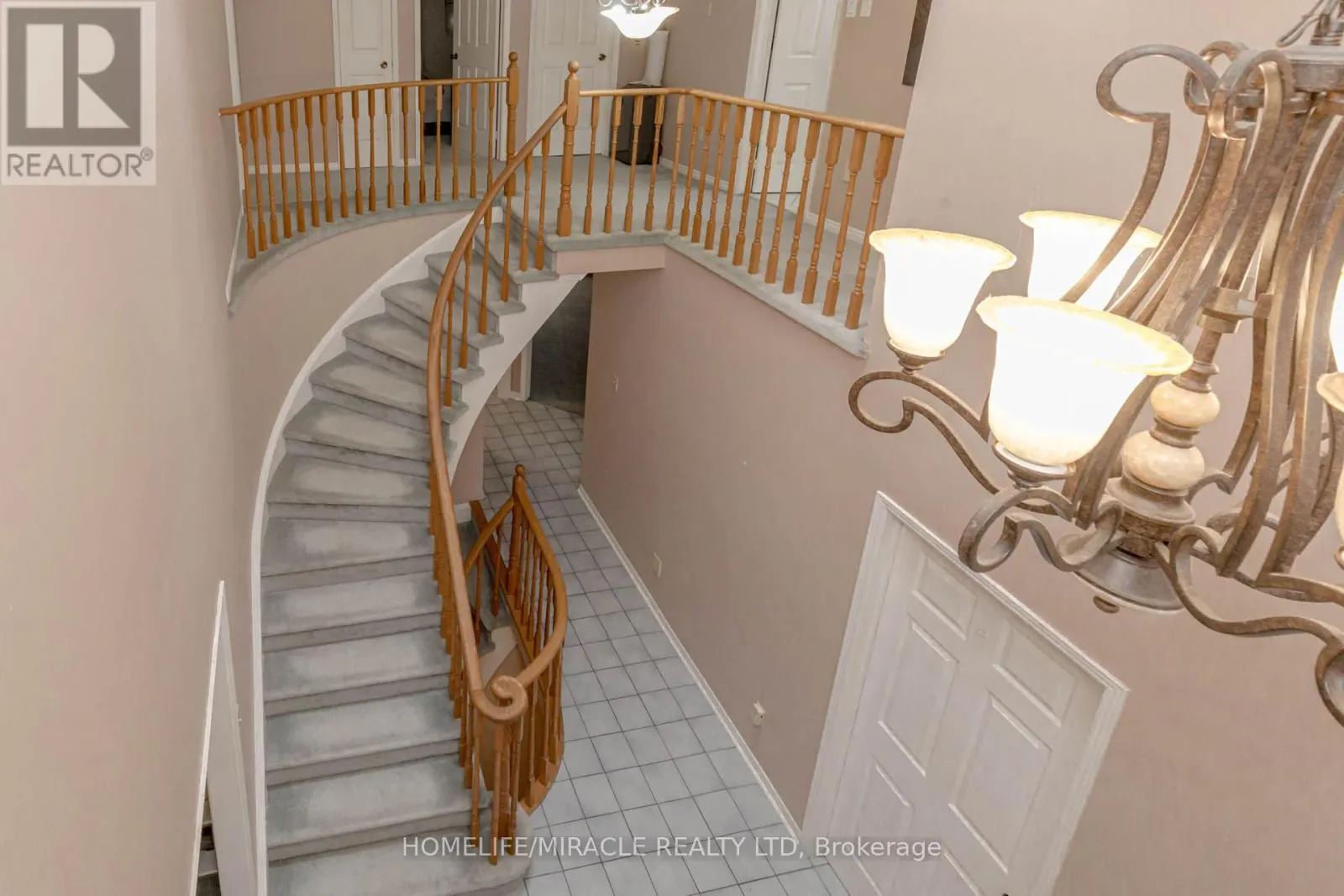 2999 VALCOURT CRESCENT