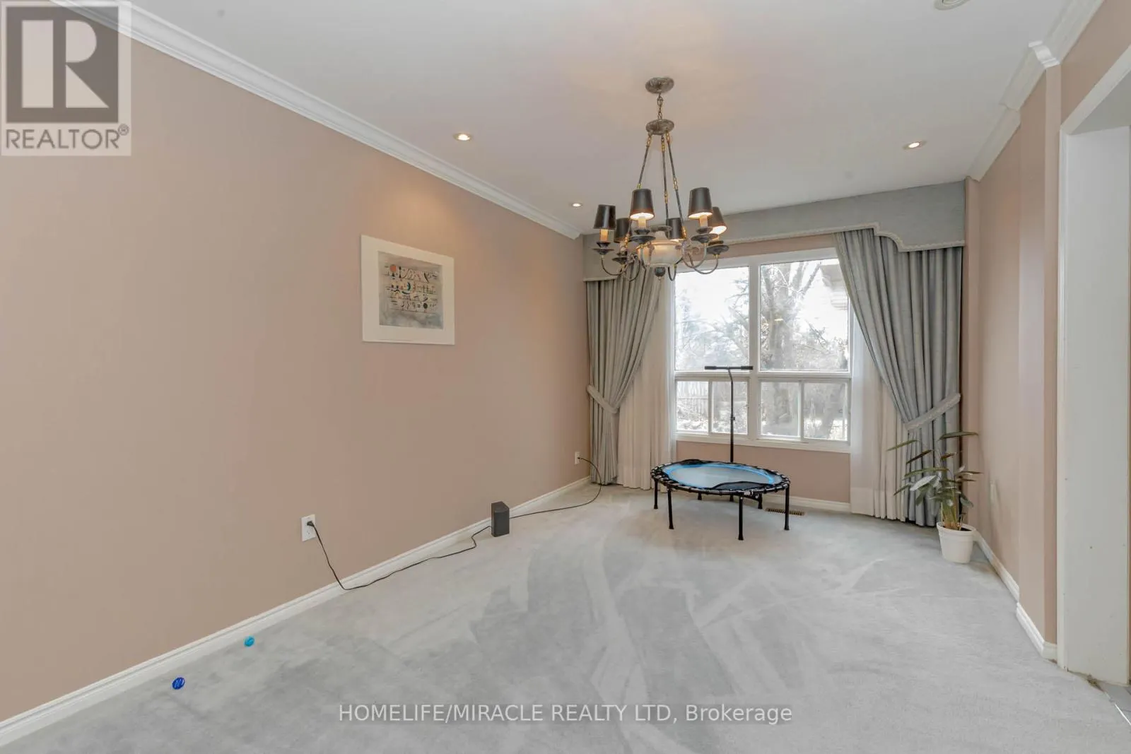2999 VALCOURT CRESCENT