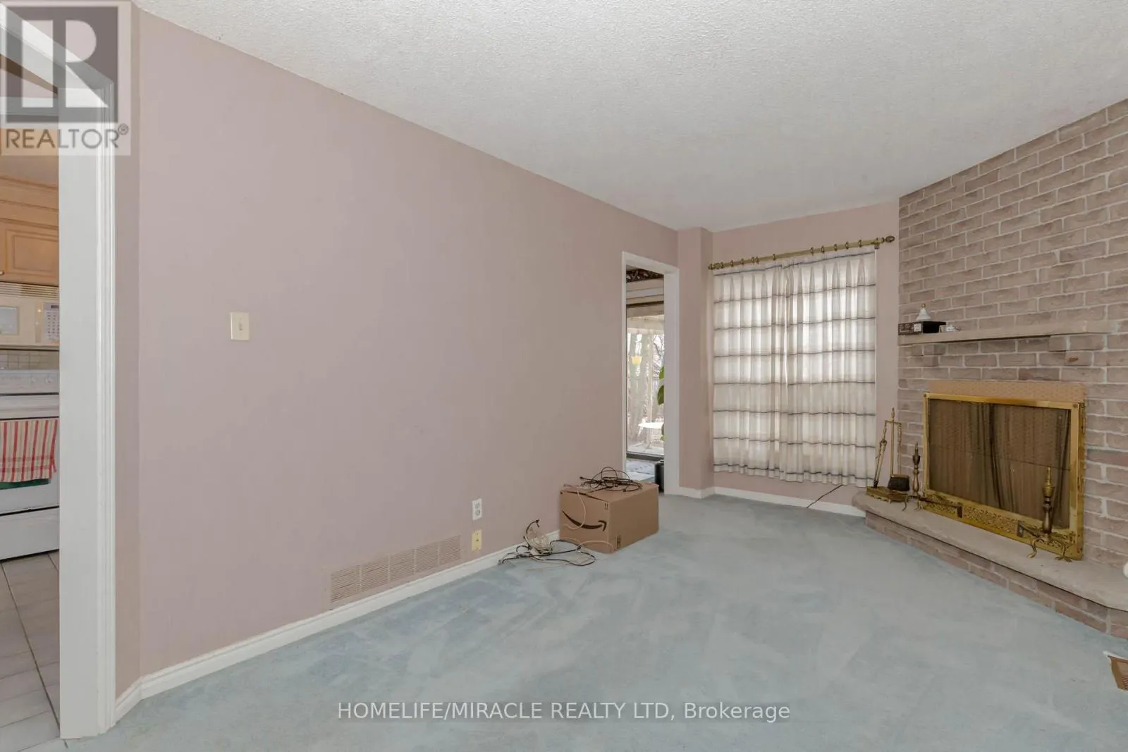 2999 VALCOURT CRESCENT