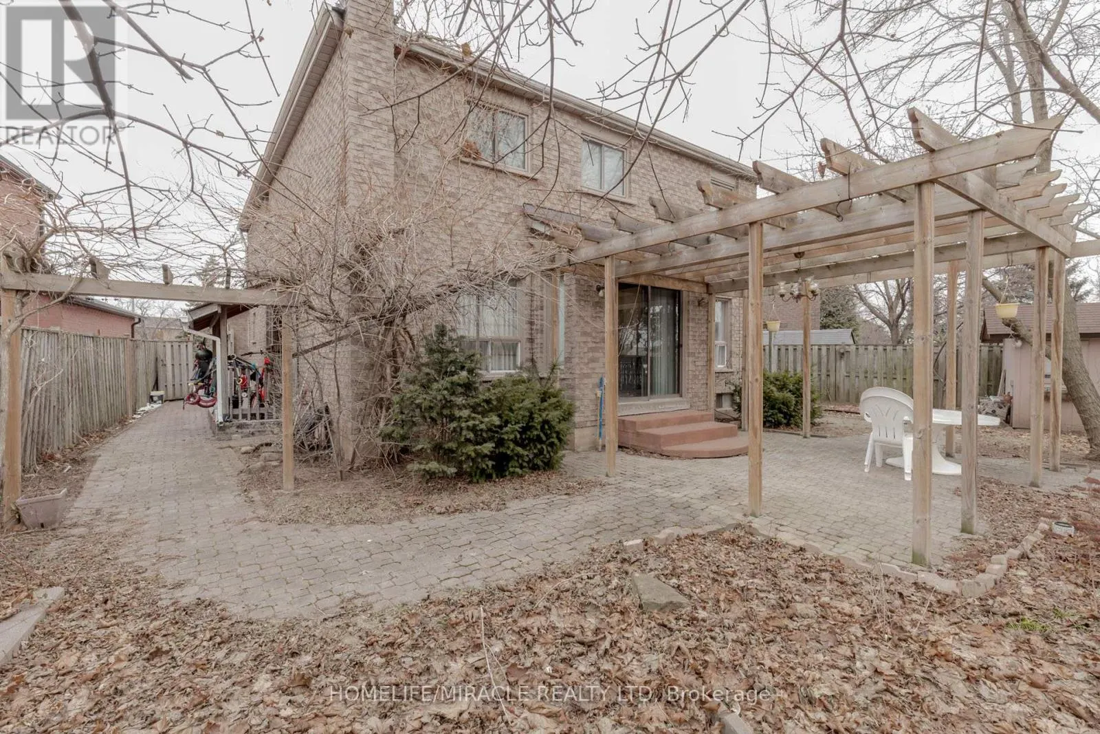 2999 VALCOURT CRESCENT