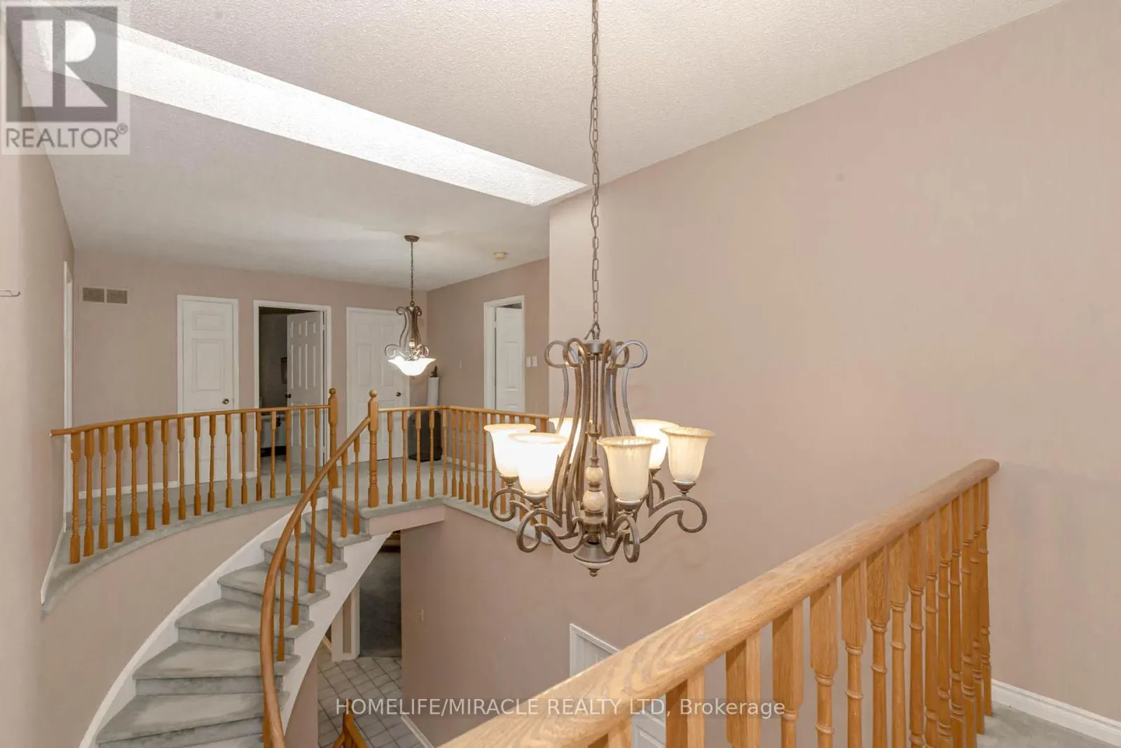 2999 VALCOURT CRESCENT