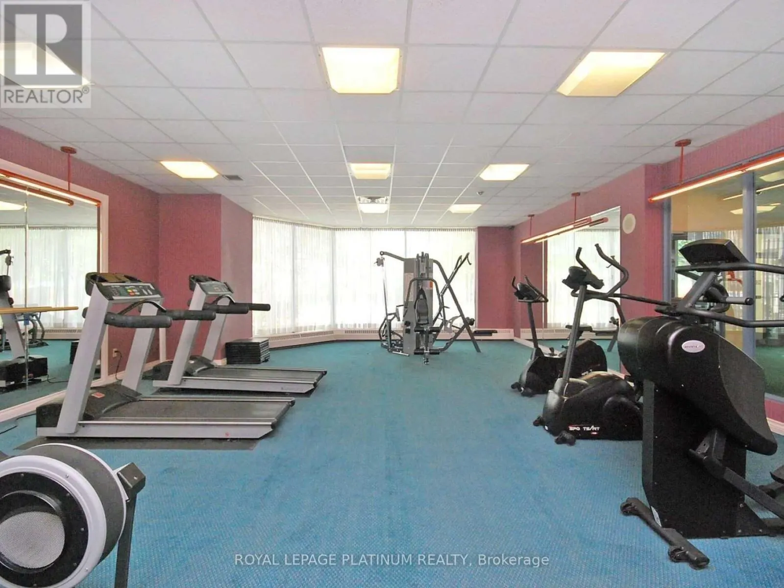 1402 - 250 WEBB DRIVE