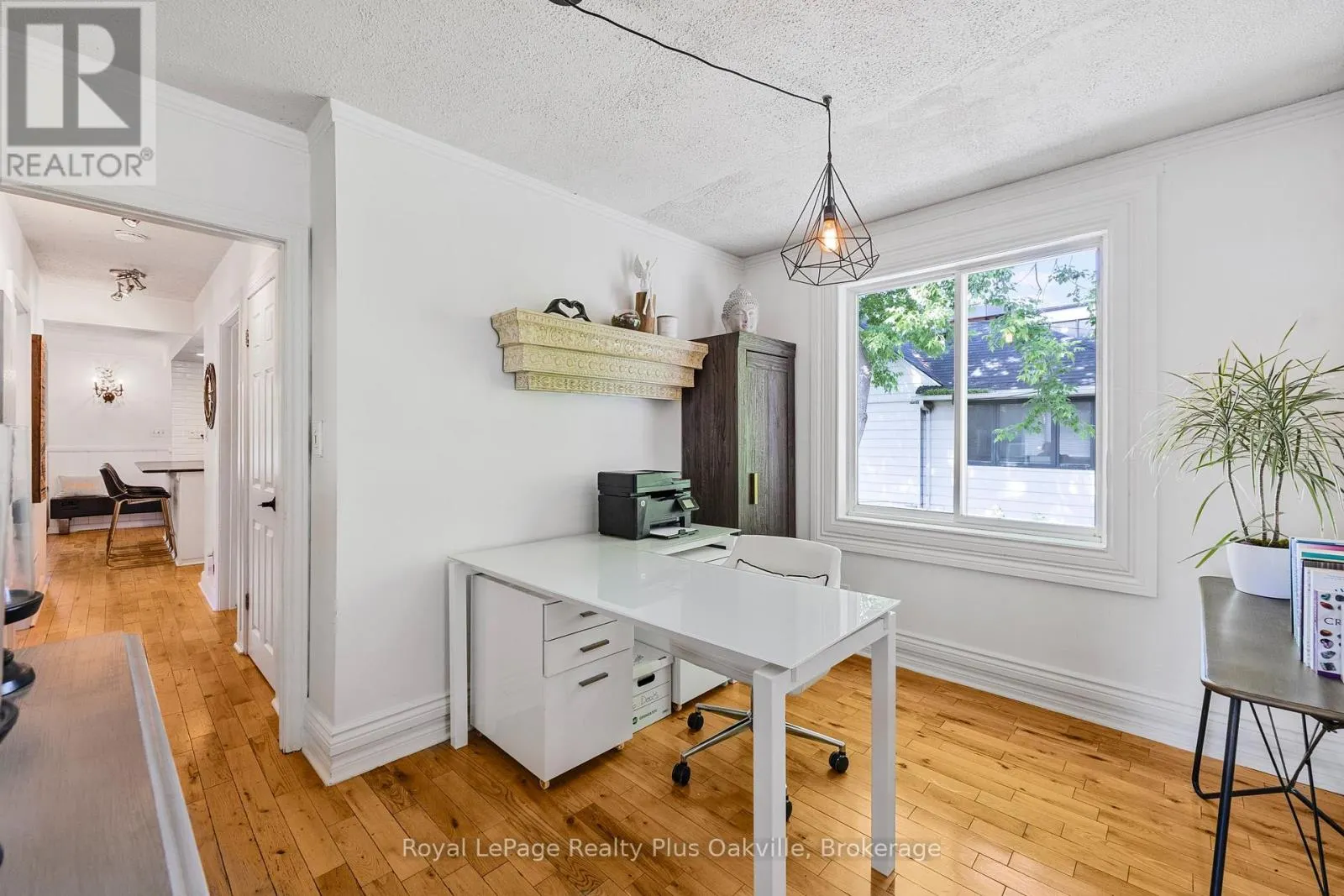 2386 REBECCA STREET