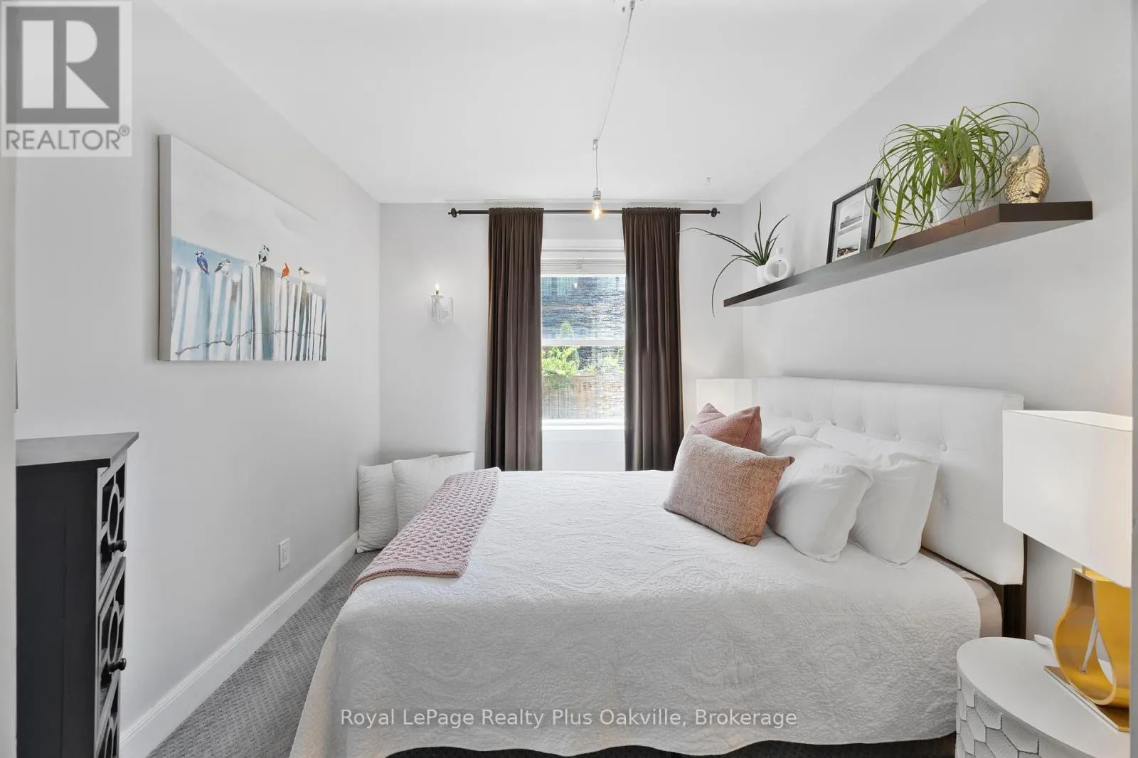 2386 REBECCA STREET