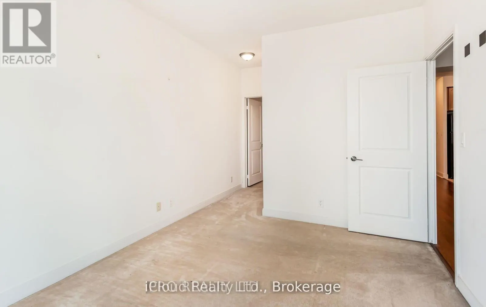 2807 - 80 ABSOLUTE AVENUE W