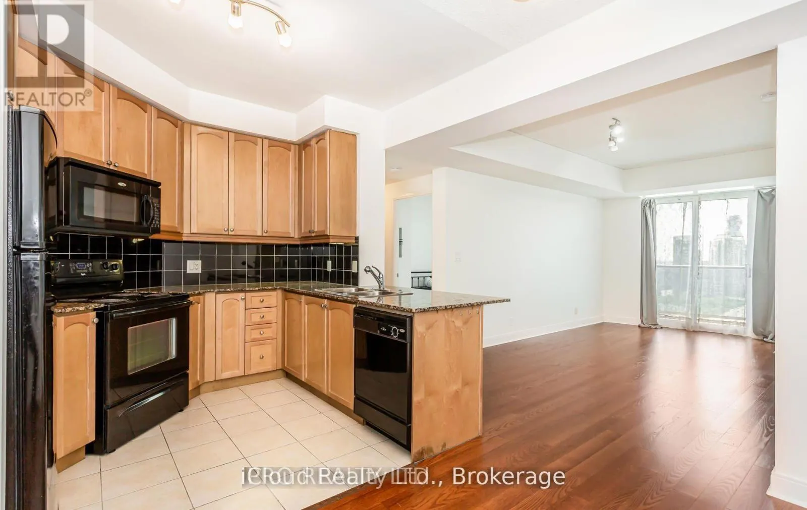 2807 - 80 ABSOLUTE AVENUE W