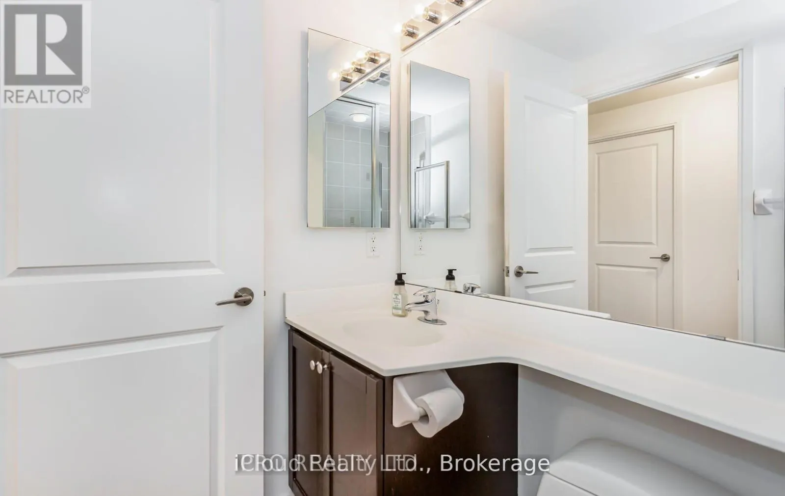2807 - 80 ABSOLUTE AVENUE W