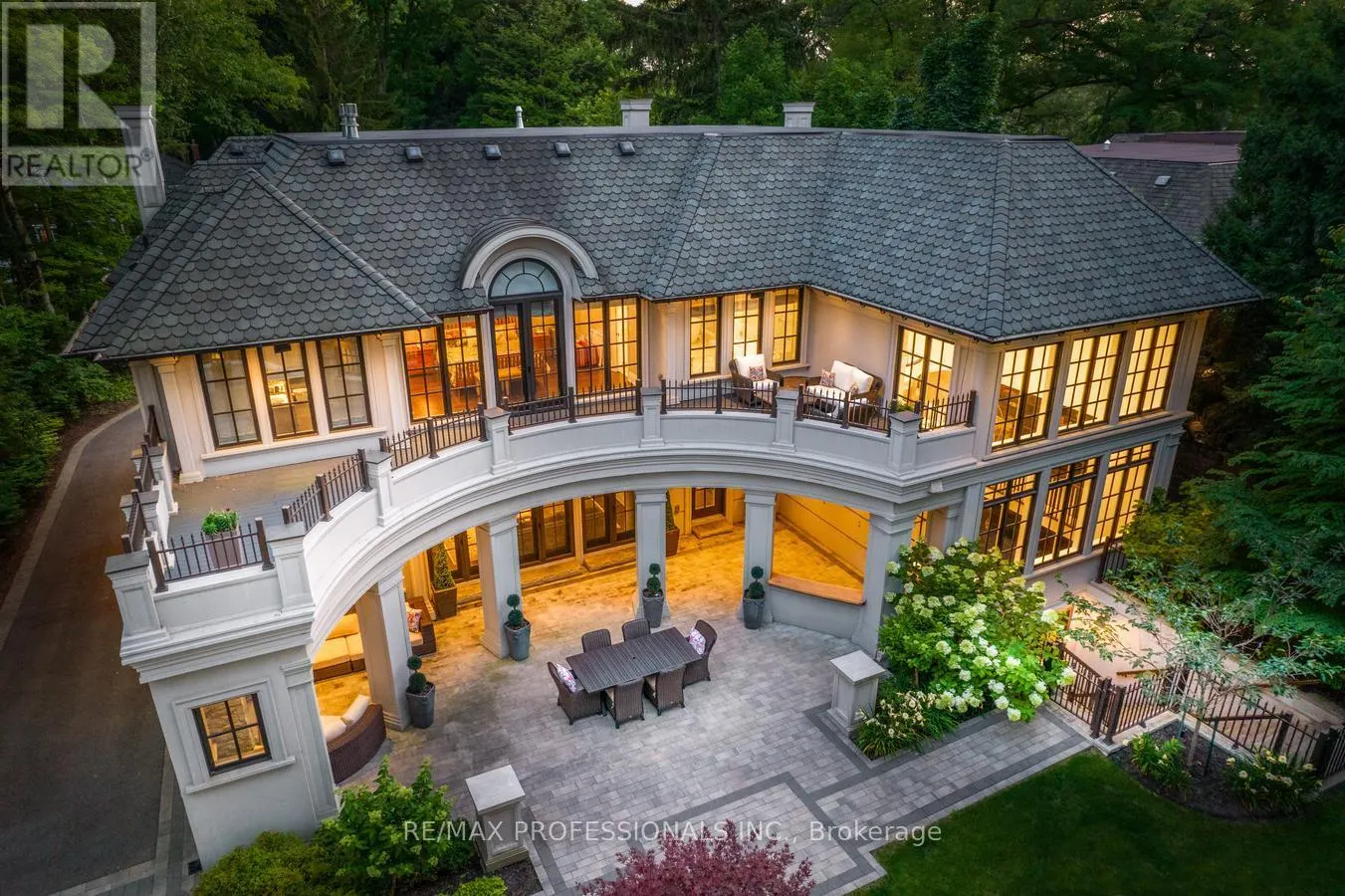 1285 MINAKI ROAD