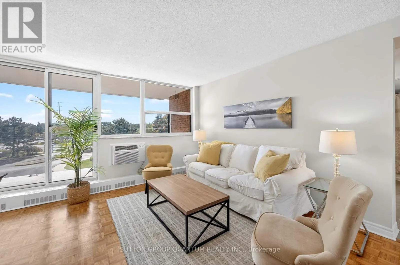 407 - 3501 GLEN ERIN DRIVE