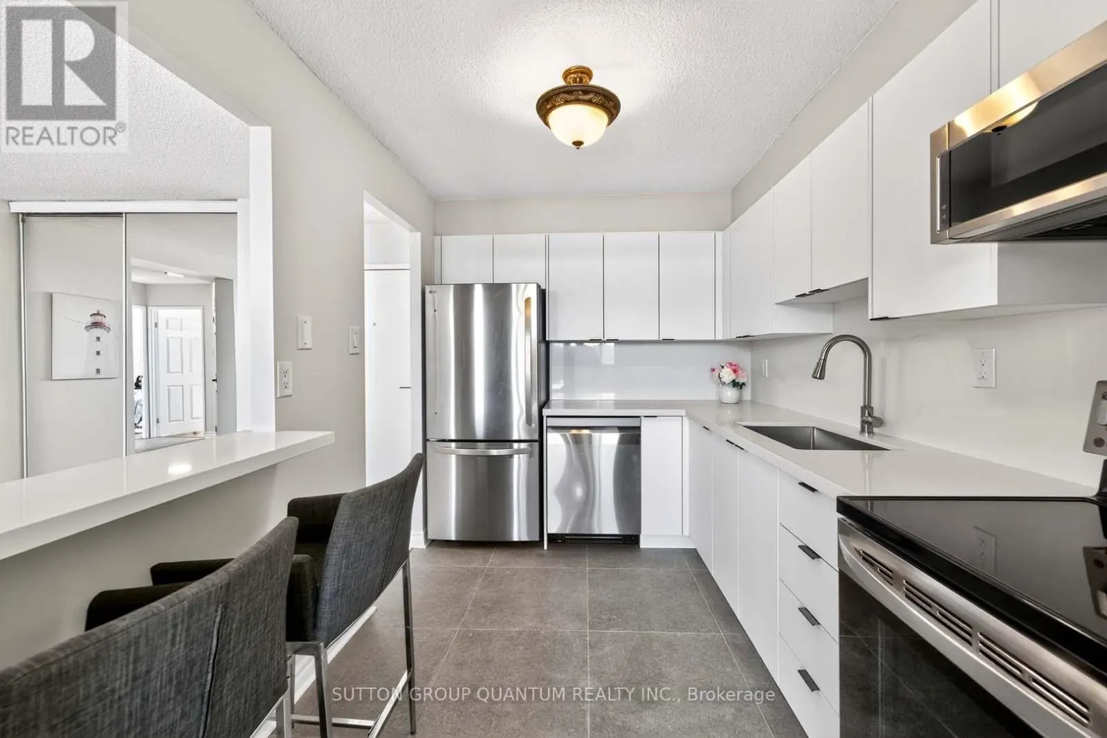 407 - 3501 GLEN ERIN DRIVE
