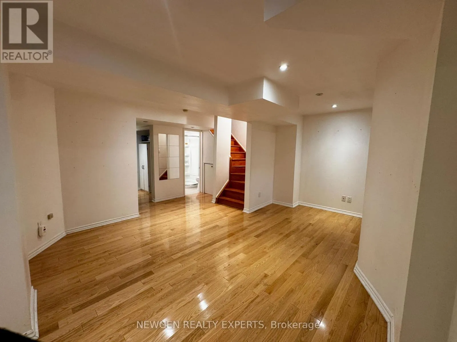 7422 MAGISTRATE TERRACE
