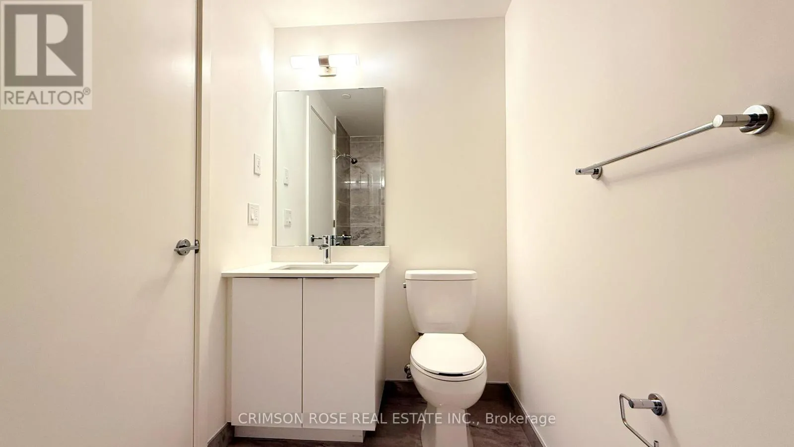1904 - 3079 TRAFALGAR ROAD
