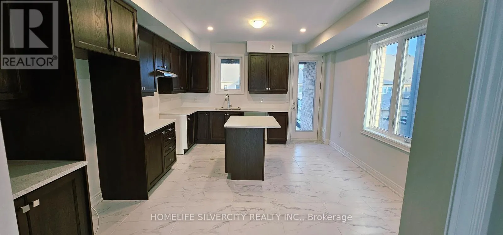 383 INSPIRE BOULEVARD