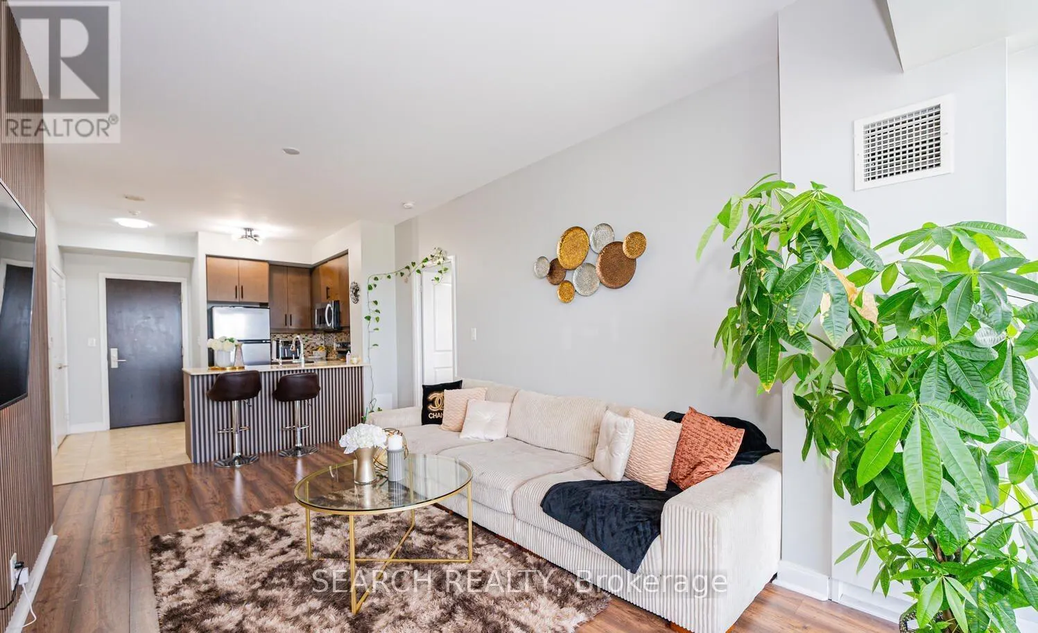 3506 - 60 ABSOLUTE AVENUE