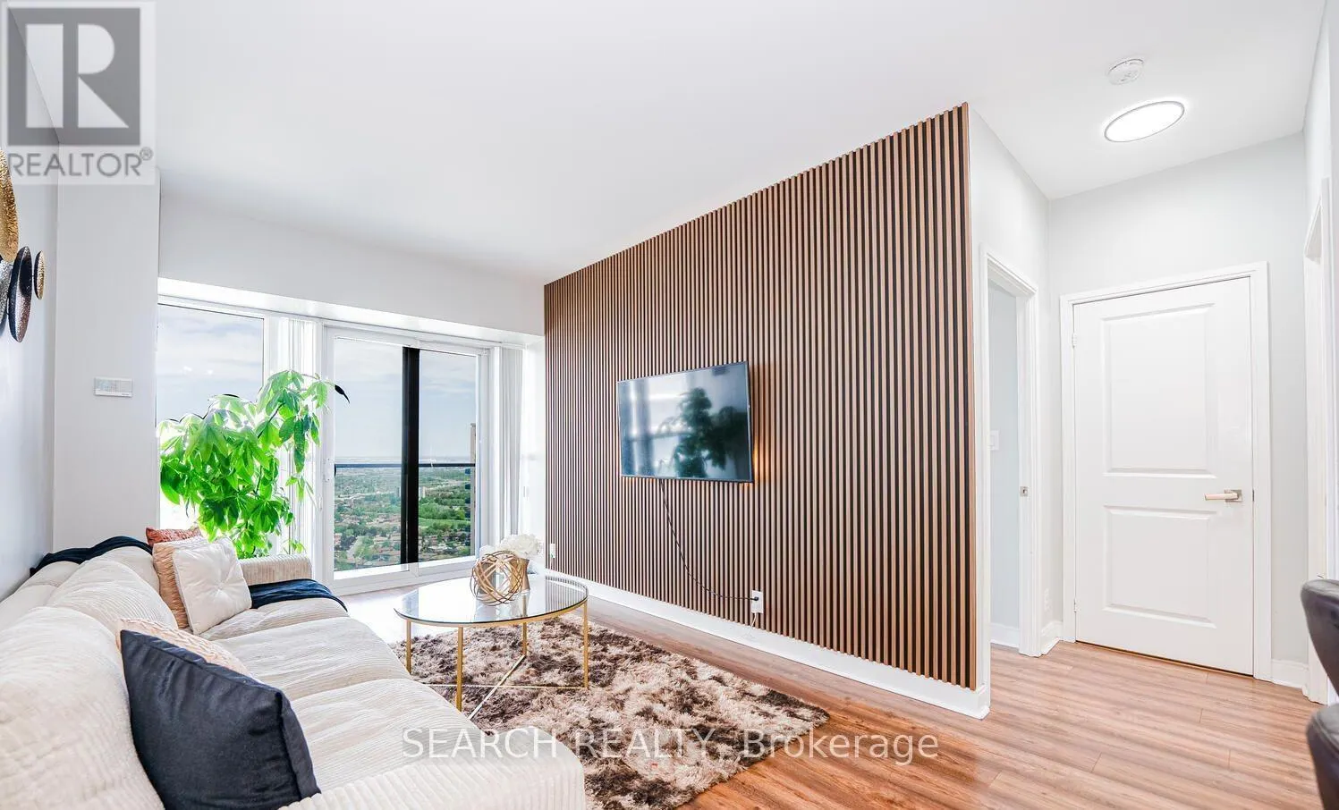 3506 - 60 ABSOLUTE AVENUE