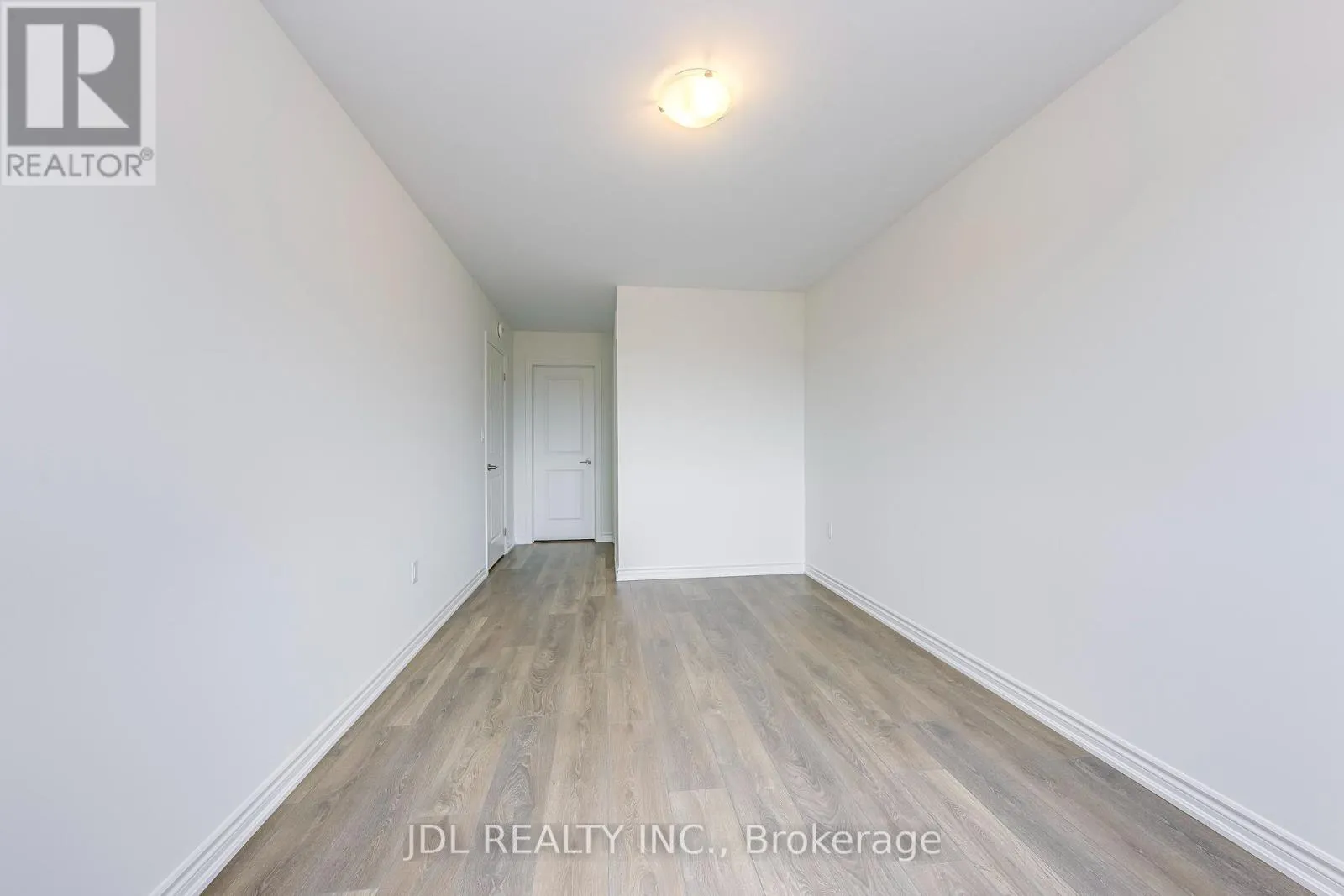 3036 ROBERT LAMB BOULEVARD