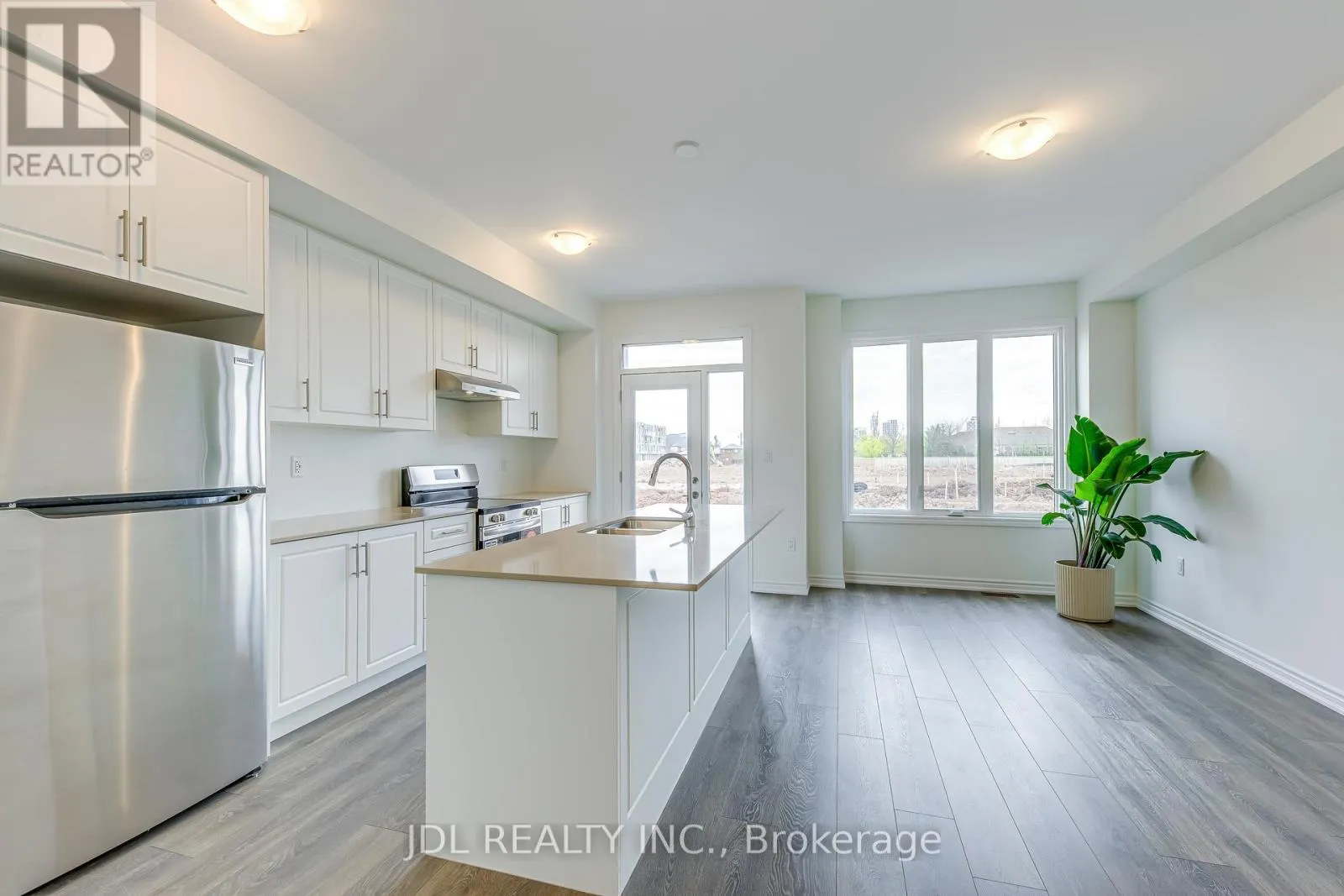 3036 ROBERT LAMB BOULEVARD