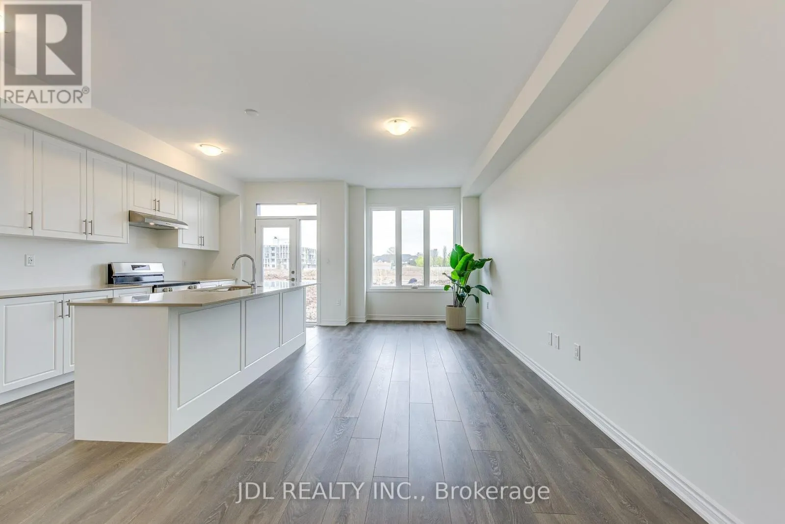 3036 ROBERT LAMB BOULEVARD