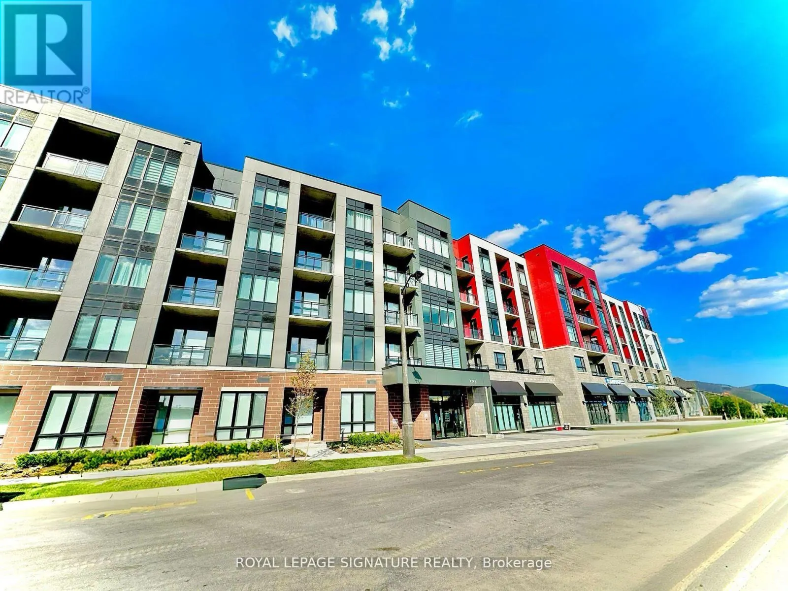 215 - 3265 CARDING MILL TRAIL