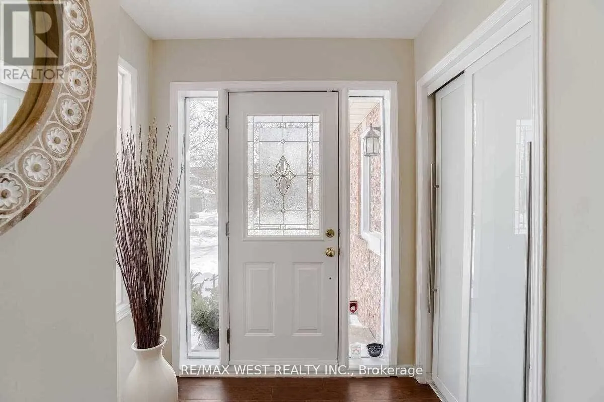 MAIN - 84 MULLIS CRESCENT