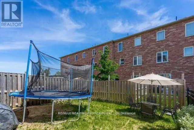 439 ASPENDALE CRESCENT