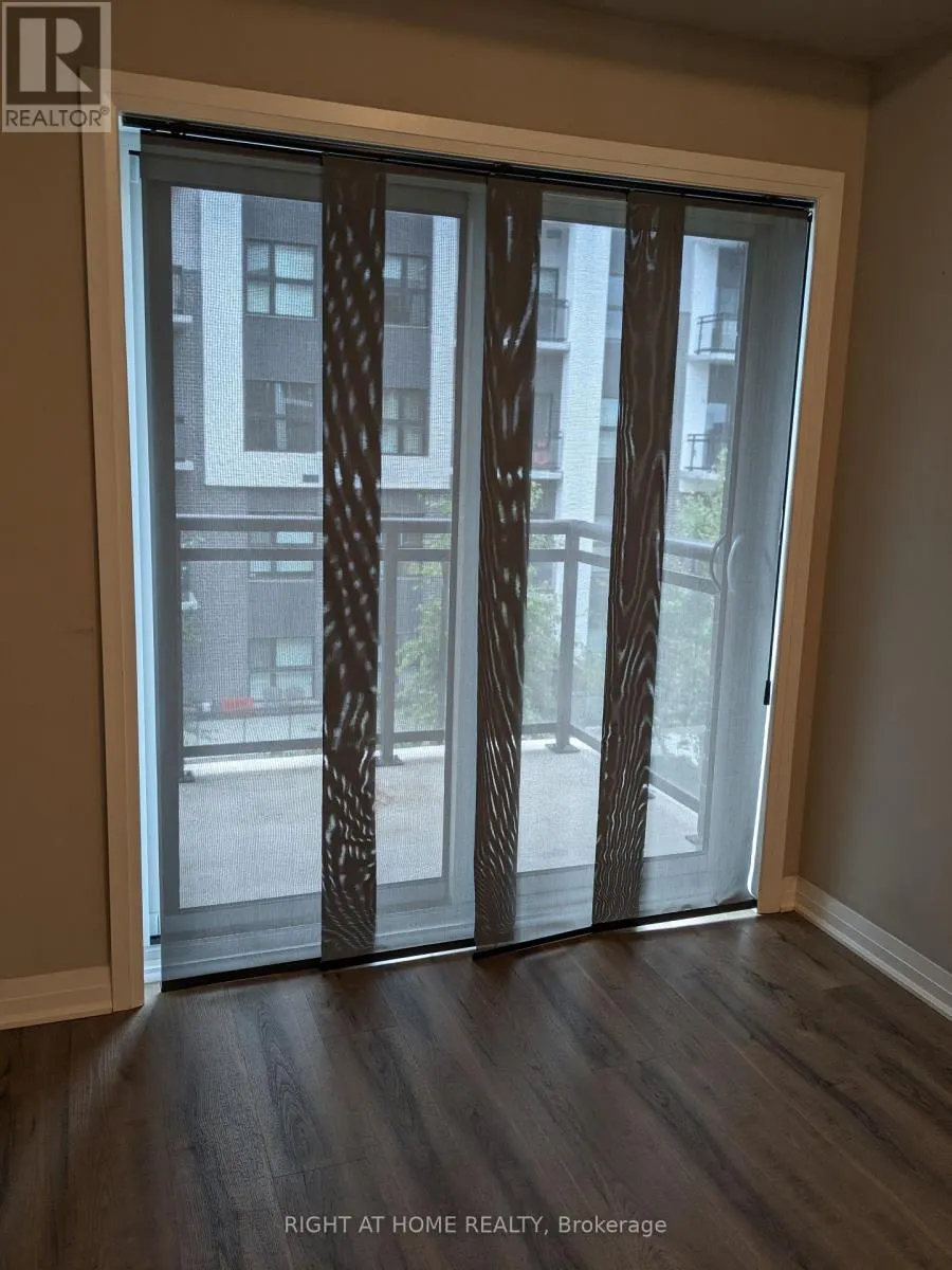 327 - 128 GROVEWOOD COMMON