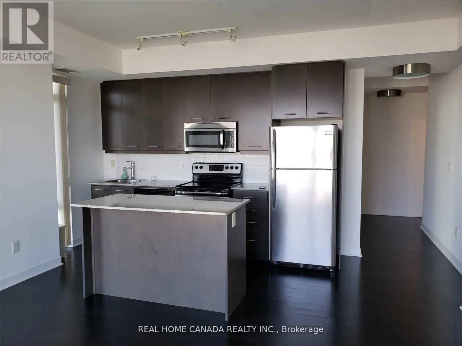 1502 - 360 SQUARE ONE DRIVE