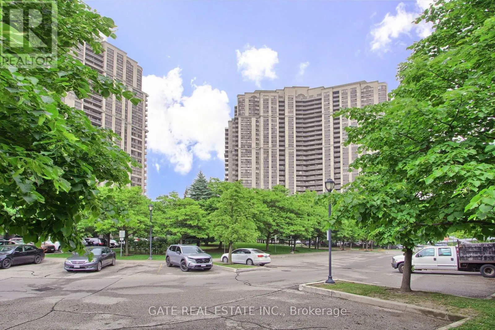 PH31 - 700 HUMBERWOOD BOULEVARD