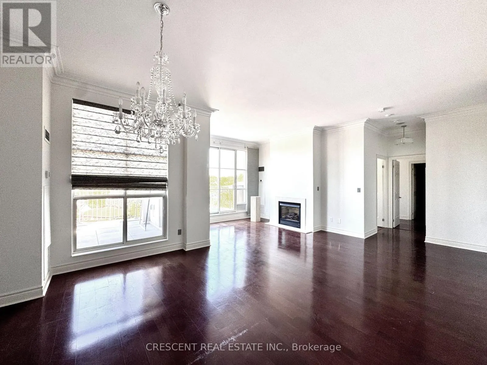 605 - 3085 BLOOR STREET W