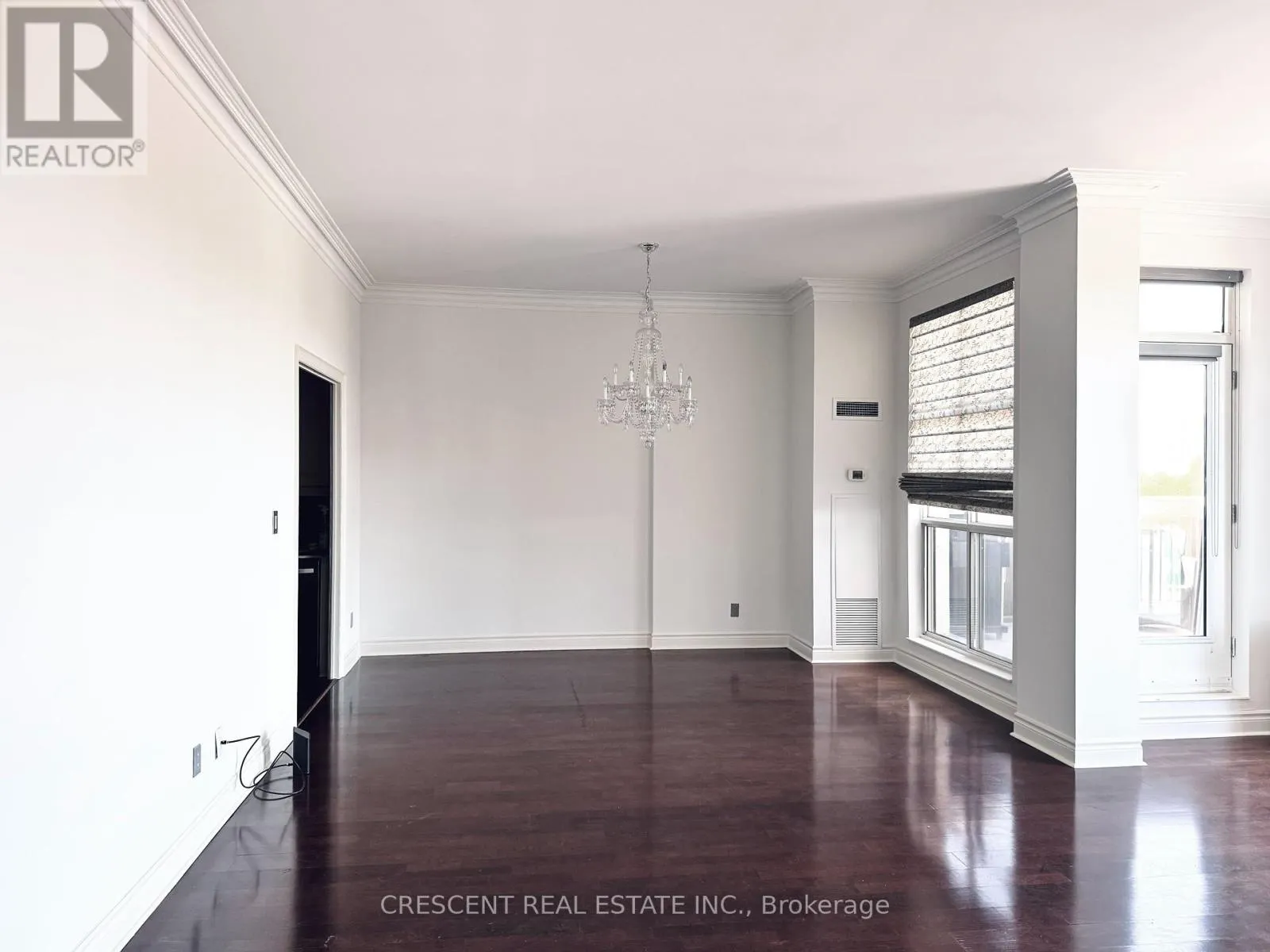 605 - 3085 BLOOR STREET W