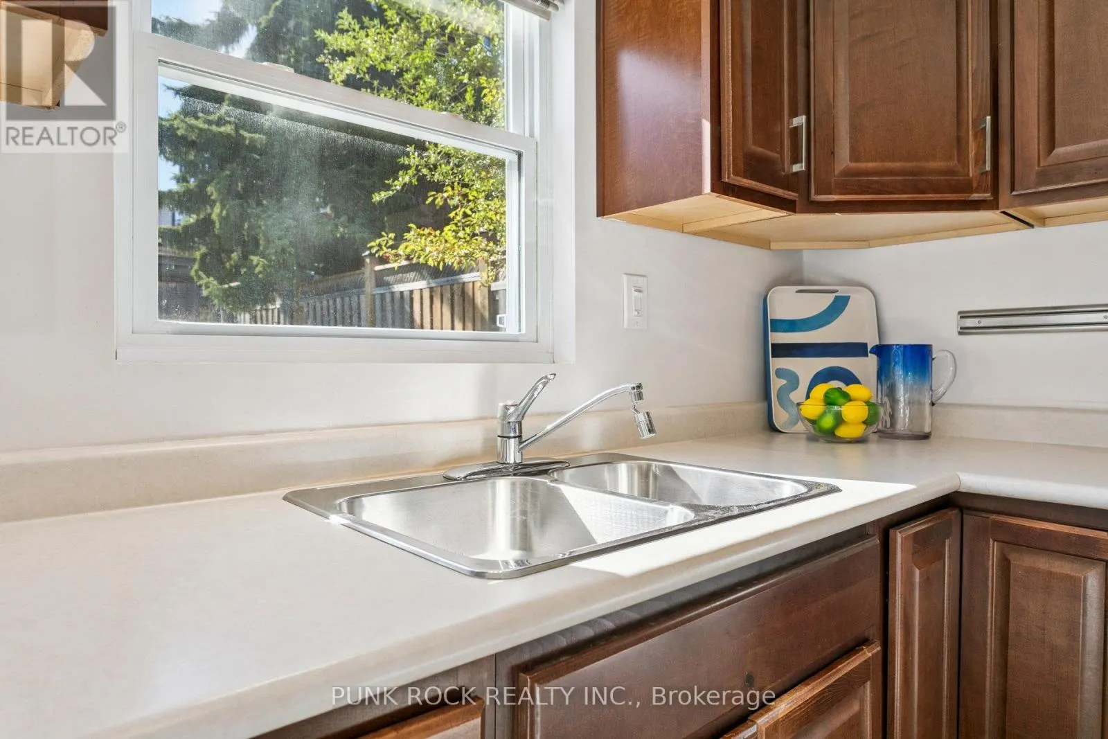 4161 CLAYPINE RISE
