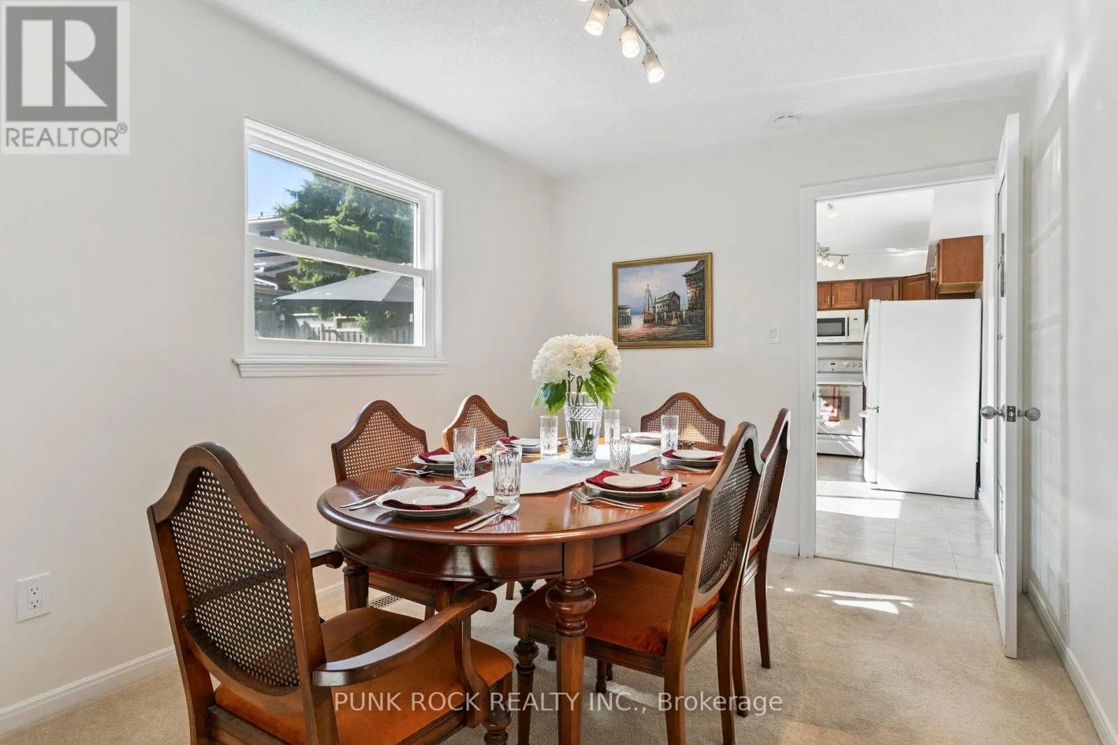 4161 CLAYPINE RISE