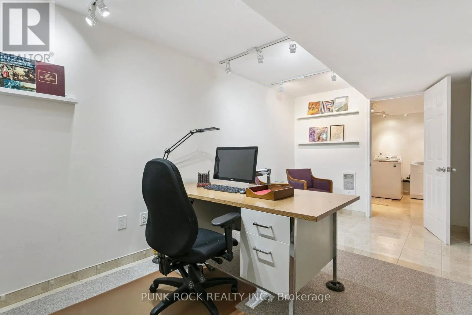 4161 CLAYPINE RISE