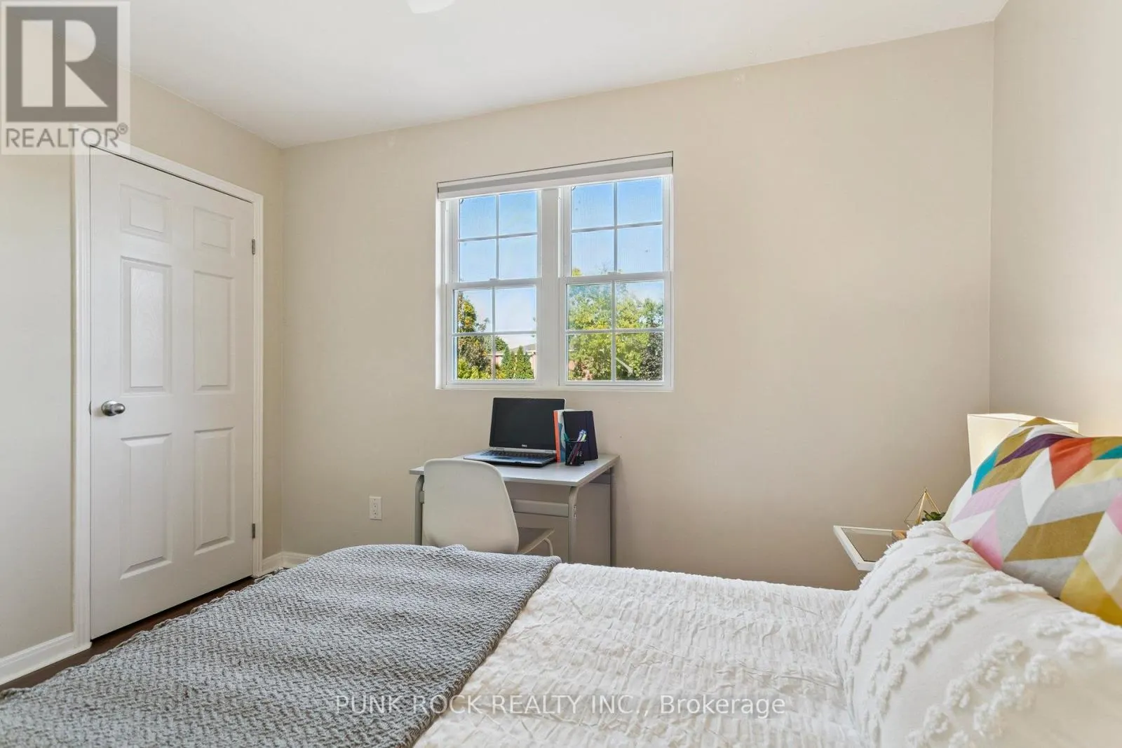 4161 CLAYPINE RISE