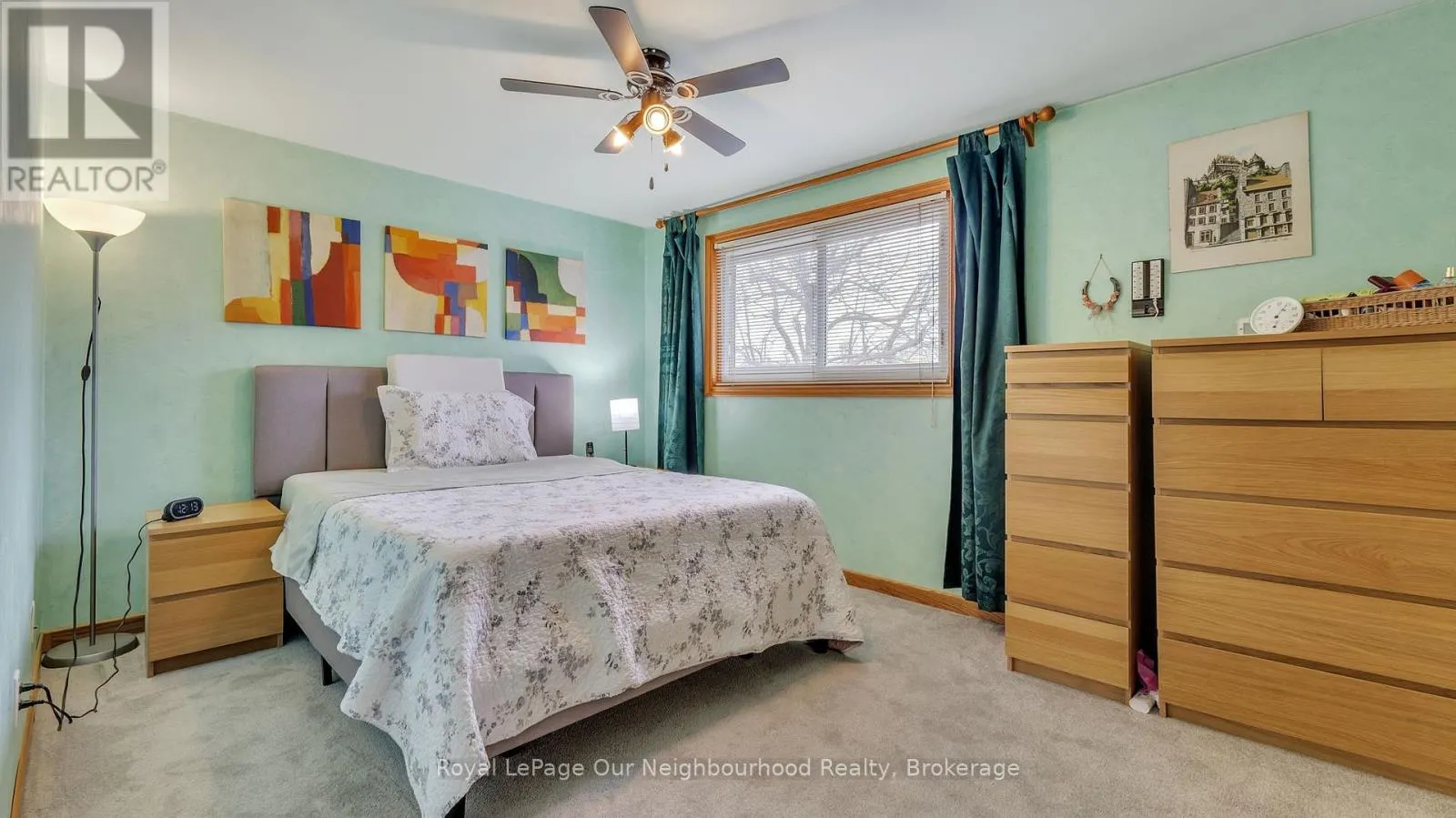616 FORESTWOOD CRESCENT