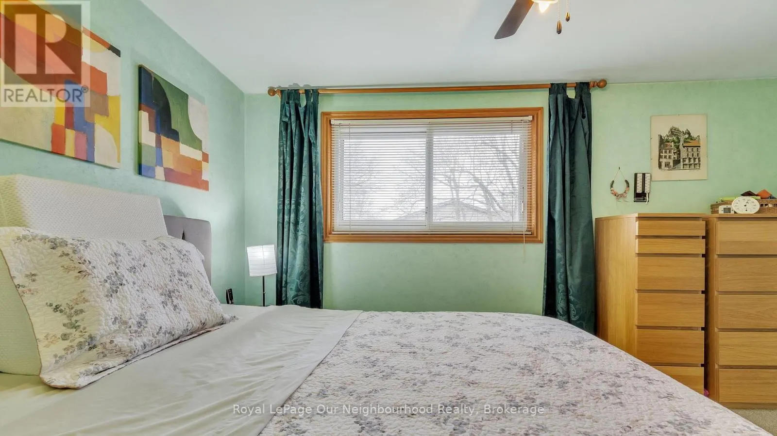 616 FORESTWOOD CRESCENT