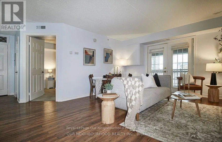 208 - 1431 WALKERS LINE, #208