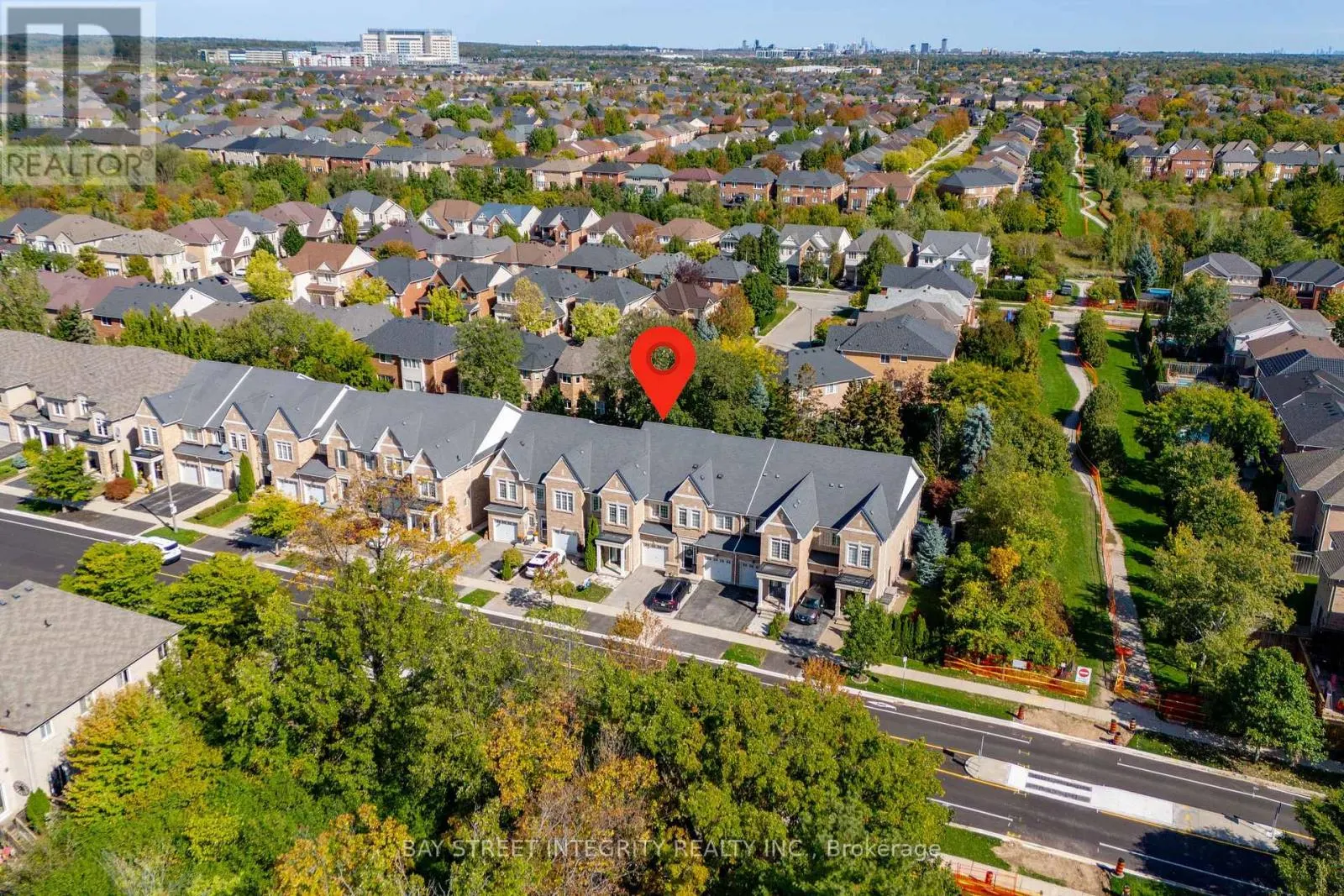 2413 GRAND OAK TRAIL
