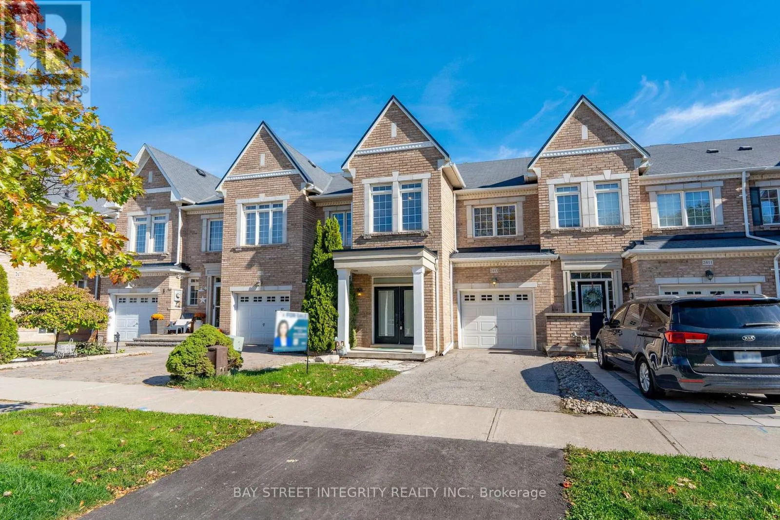 2413 GRAND OAK TRAIL