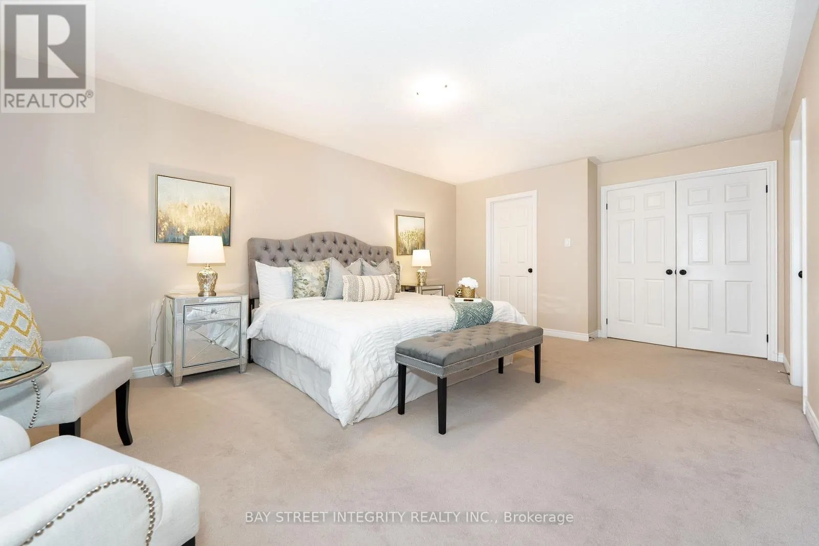 2413 GRAND OAK TRAIL