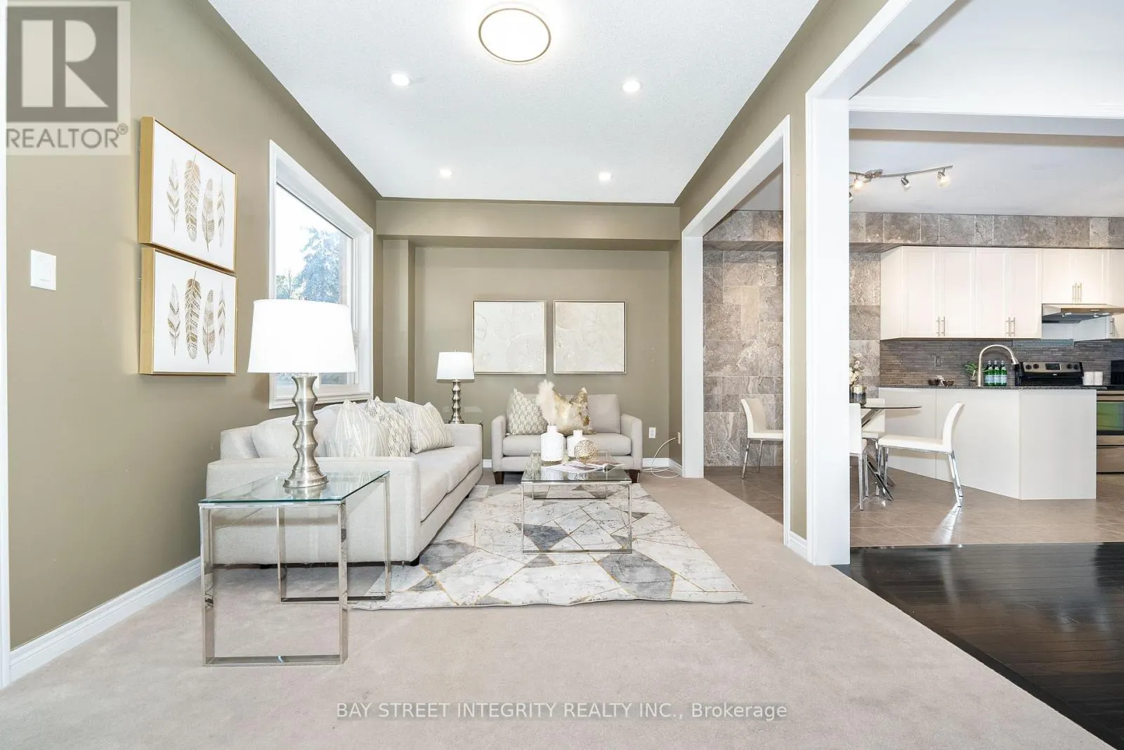 2413 GRAND OAK TRAIL