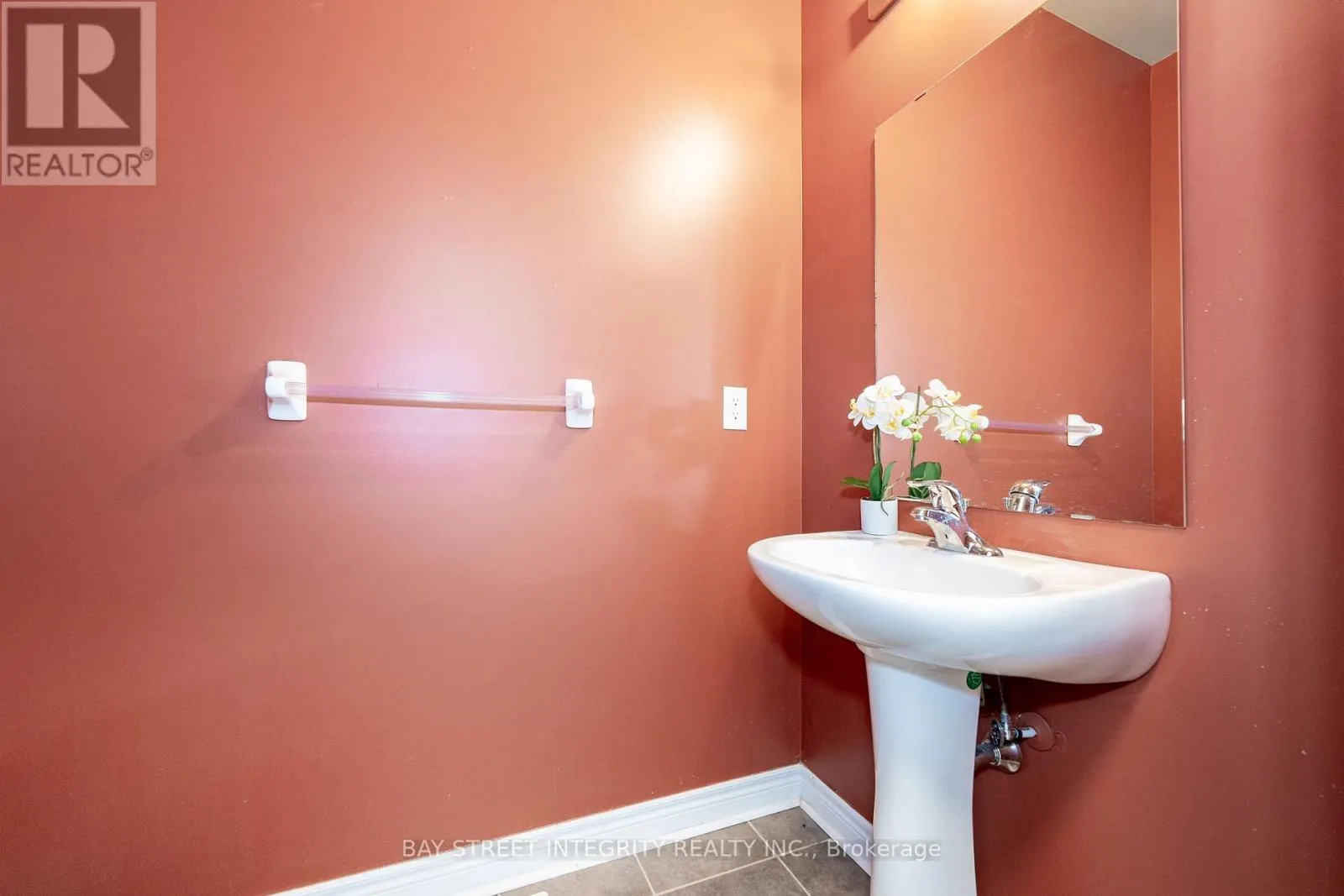 2413 GRAND OAK TRAIL